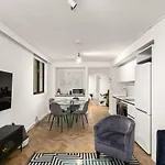 Luxurious With Stunning View